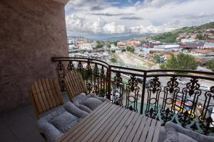 Nespecifikovaný výhled na hory nebo výhled na hory při pohledu z aparthotelu