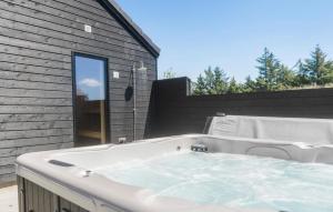 Fotografie z fotogalerie ubytování Cozy Home In Rømø With Sauna v destinaci Kongsmark + 21 fotografií