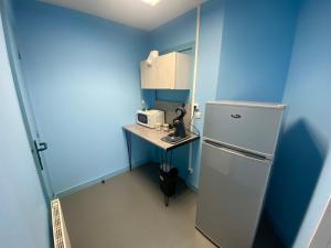 Kuchyň nebo kuchyňský kout v ubytování les moulins - chambre 1 + 4 fotografie