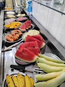 Comida no hotel ou em algum lugar perto