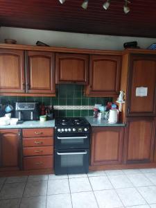 Dapur atau dapur kecil di Cosy Greener Private room