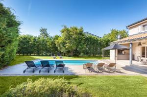 Πισίνα στο ή κοντά στο Villa Tena