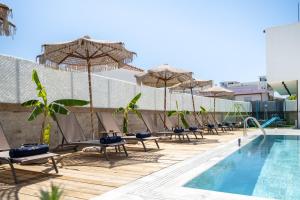 Bazén v ubytování Hotel Teuta nebo v jeho okolí