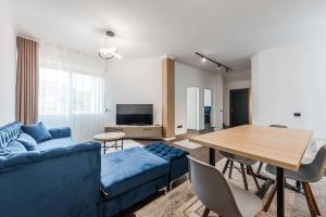 Ảnh trong thư viện ảnh của The City Center Penthouse by PS ở Durrës