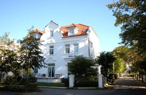 Galeriebild der Unterkunft Villa Annabelle by Rujana in Binz