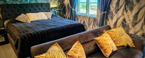 Postel nebo postele na pokoji v ubytování Beach House Ystad
