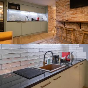 eine Küche mit Spüle und Arbeitsplatte in der Unterkunft De Ware Jacob Boutique Hotel in Amsterdam + 118 Fotos