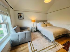 Gallery image of Luxurious 5Star Retreat on Westports Main Street in Westport