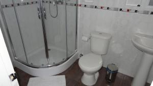 Koupelna v ubytování Tralka B&B