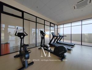 Fitness centrum a/nebo fitness zařízení v ubytování Setia Alam JSA Walking Distance #Setia Convention Centre & Setia City Mall