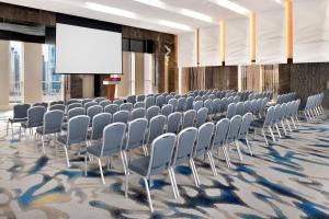 Konferenční prostory v ubytování Crowne Plaza Dubai Marina by IHG