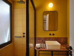 Kúpeľňa v ubytovaní Astikon House + 37 fotografií