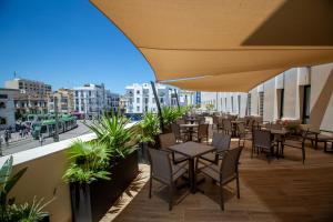 Balkón nebo terasa v ubytování Kyriad Prestige City Center Tunis