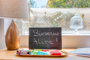 Fotografie z fotogalerie ubytování Le Cottage - Confort - Calme - Lumineux v destinaci Douai