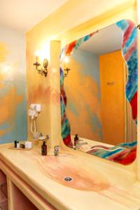 A bathroom at Dimatis