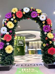 Certifikát, hodnocení, plakát nebo jiný dokument vystavený v ubytování ibis Styles Tokyo Bay