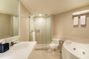 Koupelna v ubytování Cityloog Hotel Tebet Jakarta