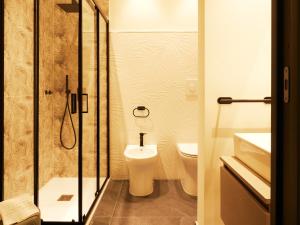 Koupelna v ubytování HUB Rooms