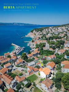 Billede fra billedgalleriet på Bol Apartment Berta i Bol