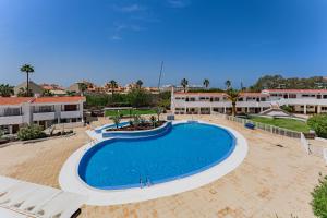 an image of a swimming pool at a resort at Apartment in El Paso in Arona