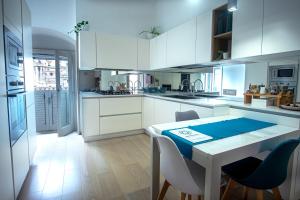 Dapur atau dapur kecil di Metaphora - Rooms & experiences in Modica +48 gambar