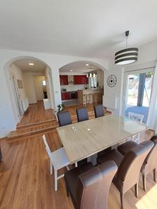 Posezení v ubytování Holiday House Meri