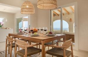 Ποτά στο Xenofilia 6