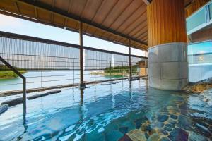 Bassenget på eller i nærheten av Ooedo Onsen Monogatari Premium Iseshima