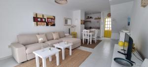 TV a/nebo společenská místnost v ubytování La Casa de Las Palomitas