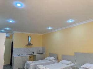 Voodi või voodid majutusasutuse Red Hotel Yerevan Center toas