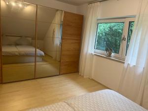 Postel nebo postele na pokoji v ubytování Ferienwohnung Meinerzhagen