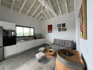 Kuchyň nebo kuchyňský kout v ubytování Cap KARAIB villa 2 chambres