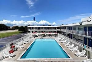 Afbeelding uit fotogalerij van Econo Lodge Midvale in Midvale