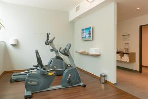 Fitness centrum a/nebo fitness zařízení v ubytování Seminaris CampusHotel Berlin