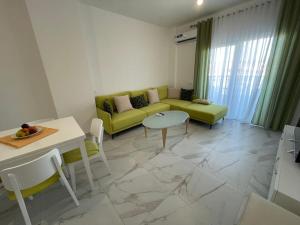 Gallery image of Beachside Charm Apartment in Golem
