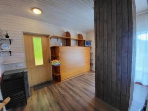 Dapur atau dapur kecil di Studio apartment with terrasse +3 gambar