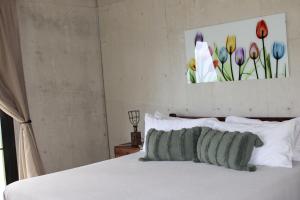 Letto o letti in una camera di The Serene House Bed & Breakfast
