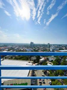 Linna Cagayan de Oro üldine vaade või majutusasutusest Elegant & Unique space The Loop 21st floor pildistatud vaade