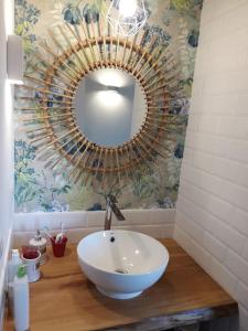 Ένα μπάνιο στο Moderna y exclusiva Casuca en Arnuero