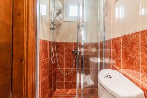 Kúpeľňa v ubytovaní angela studios + 31 fotografií