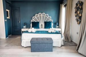 A bed or beds in a room at Ancha Village