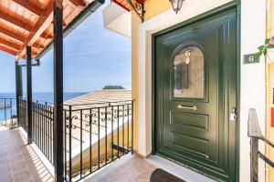Γενική θέα στη θάλασσα ή θέα στη θάλασσα από  αυτή η παραθεριστική κατοικία +51 φωτογραφίες