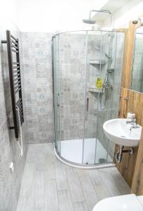 Kamar mandi di Panská