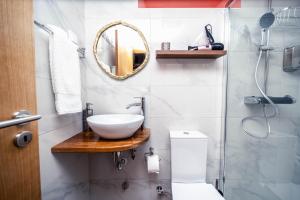 Ένα μπάνιο στο Montanhas do Xisto - Solar do Xisto Poente +24 φωτογραφίες