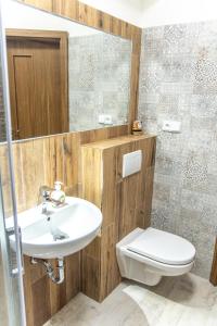 Kamar mandi di Panská