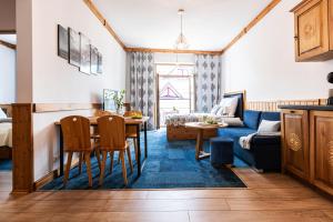 Ruang duduk di Apartamenty - Witkiewicza 1, Zakopane