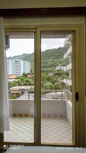 Nespecifikovaný výhled na hory nebo výhled na hory při pohledu z apartmánu