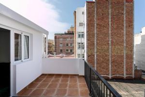 Fotografia z galérie ubytovania Amazing Attic With Terrace v destinácii Hospitalet de Llobregat