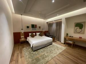 Postel nebo postele na pokoji v ubytování Regency Tuticorin by GRT Hotels