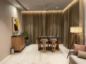Posezení v ubytování Regency Tuticorin by GRT Hotels